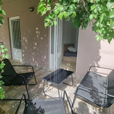 Perigiali Apartamento